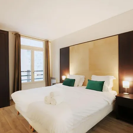 Champs Elysees - Courcelles Private