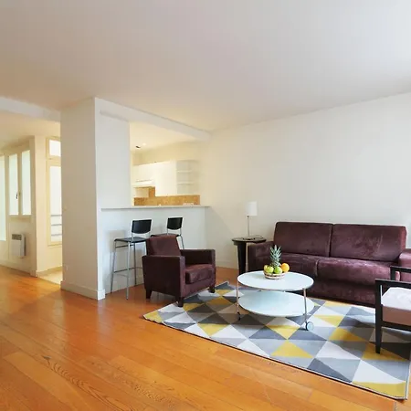 Champs Elysees - Courcelles Private 아파트